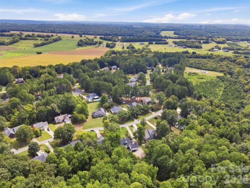 8866 Oldenburg Drive, Mount Pleasant, NC 28124.  MLS# CAR4427588, YatesRealty ID 53252. 