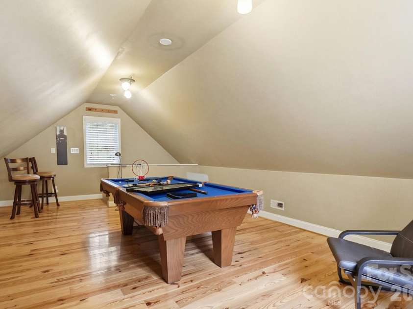 8866 Oldenburg Drive, Mount Pleasant, NC 28124.  MLS# CAR4427588, YatesRealty ID 53252. Bonus room over garage - Pool Table Stays!