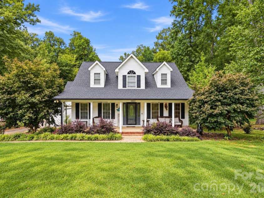 8866 Oldenburg Drive, Mount Pleasant, NC 28124.  MLS# CAR4427588, YatesRealty ID 53252. Cape Cod Charm meets Cozy Farmhouse!