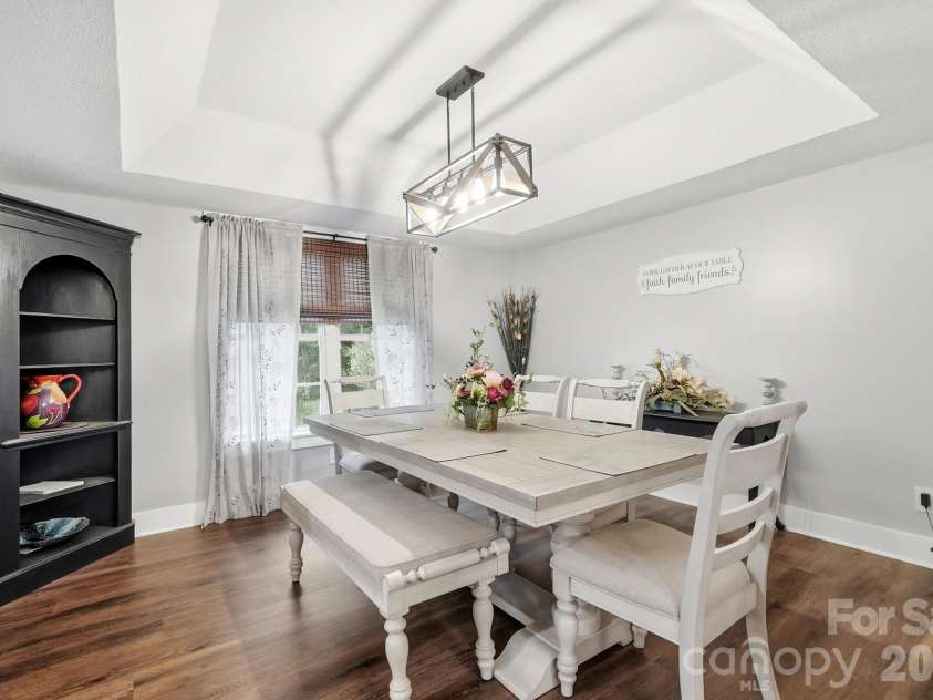 8866 Oldenburg Drive, Mount Pleasant, NC 28124.  MLS# CAR4427588, YatesRealty ID 53252. Spacious Dining Room