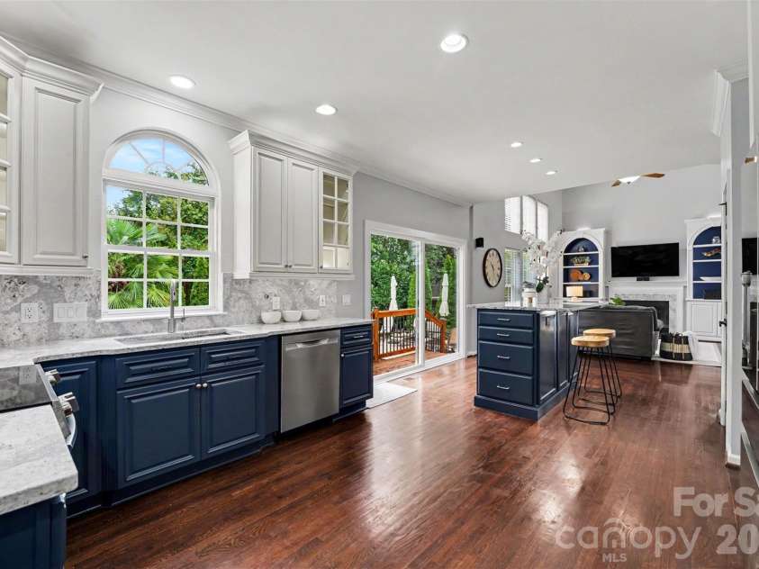 19515 Dufour Court, Cornelius, NC 28031.  MLS# CAR4427027, YatesRealty ID 53255. 