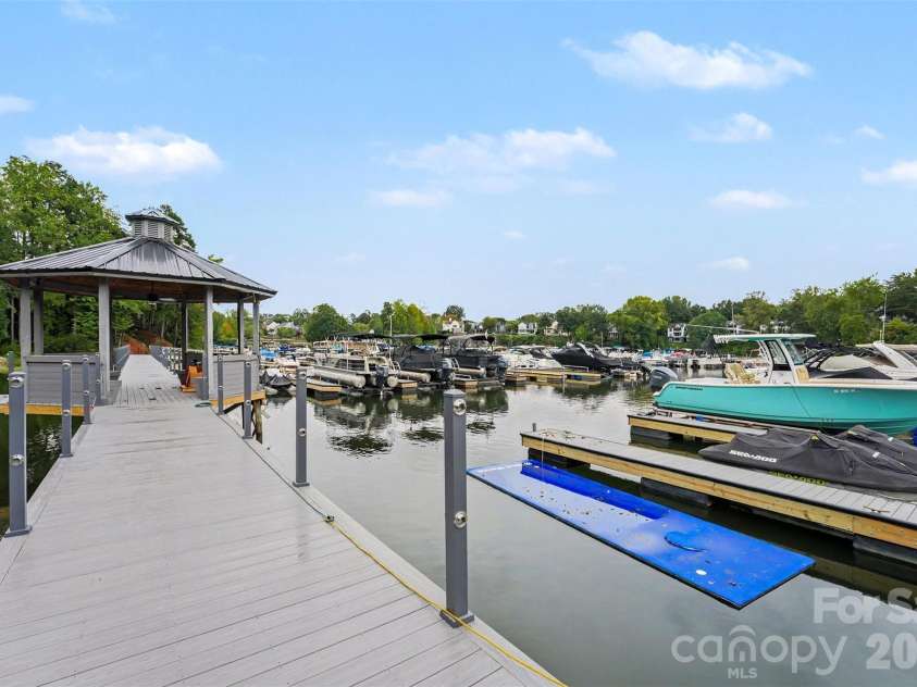 19515 Dufour Court, Cornelius, NC 28031.  MLS# CAR4427027, YatesRealty ID 53255. 
