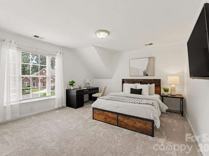 19515 Dufour Court, Cornelius, NC 28031.  MLS# CAR4427027, YatesRealty ID 53255. 