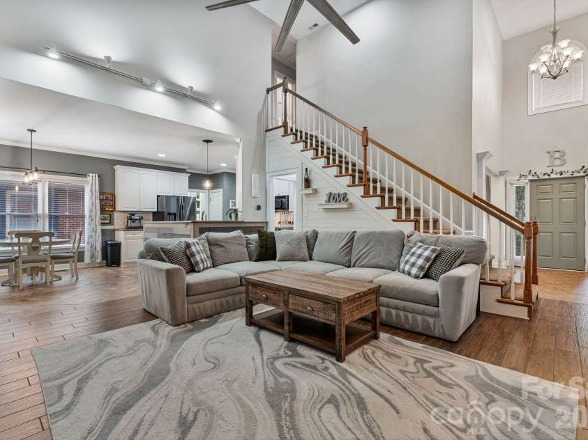 2908 Ed Reid Street, Charlotte, NC 28216.  MLS# CAR4427584, YatesRealty ID 53256. 