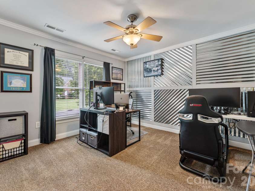 2908 Ed Reid Street, Charlotte, NC 28216.  MLS# CAR4427584, YatesRealty ID 53256. 