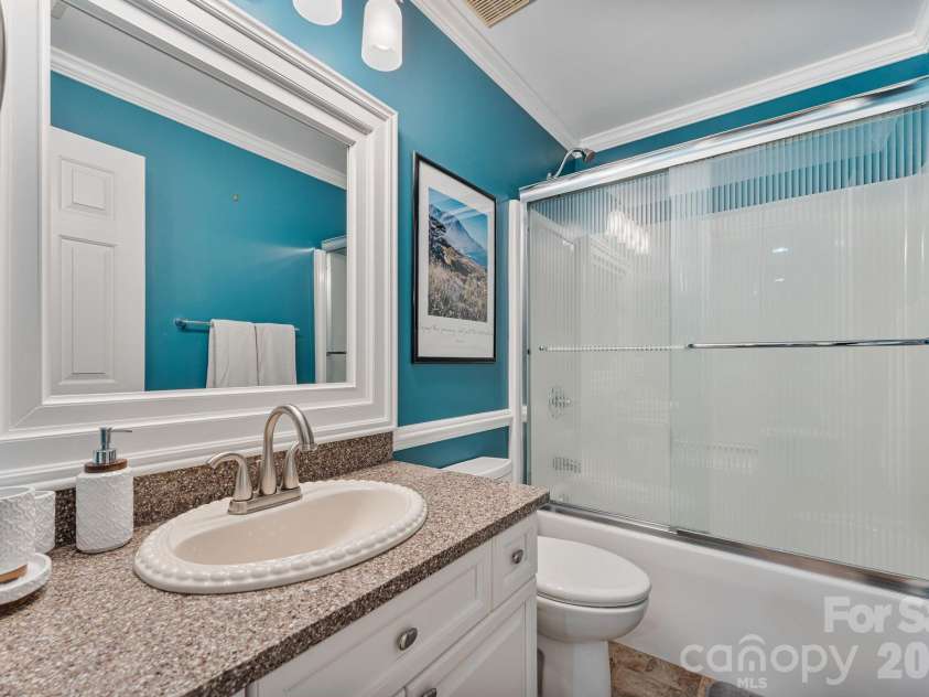 2908 Ed Reid Street, Charlotte, NC 28216.  MLS# CAR4427584, YatesRealty ID 53256. 