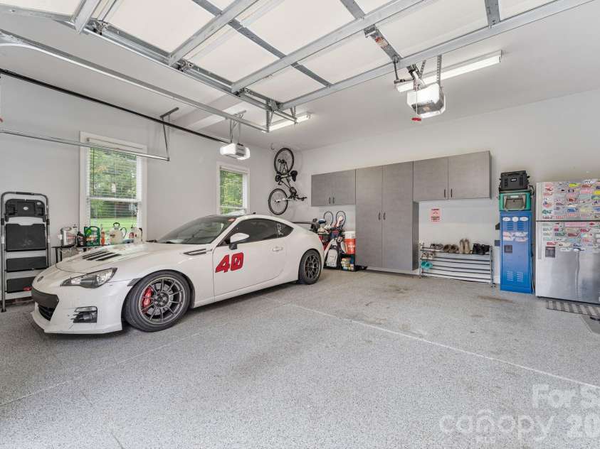 2908 Ed Reid Street, Charlotte, NC 28216.  MLS# CAR4427584, YatesRealty ID 53256. 