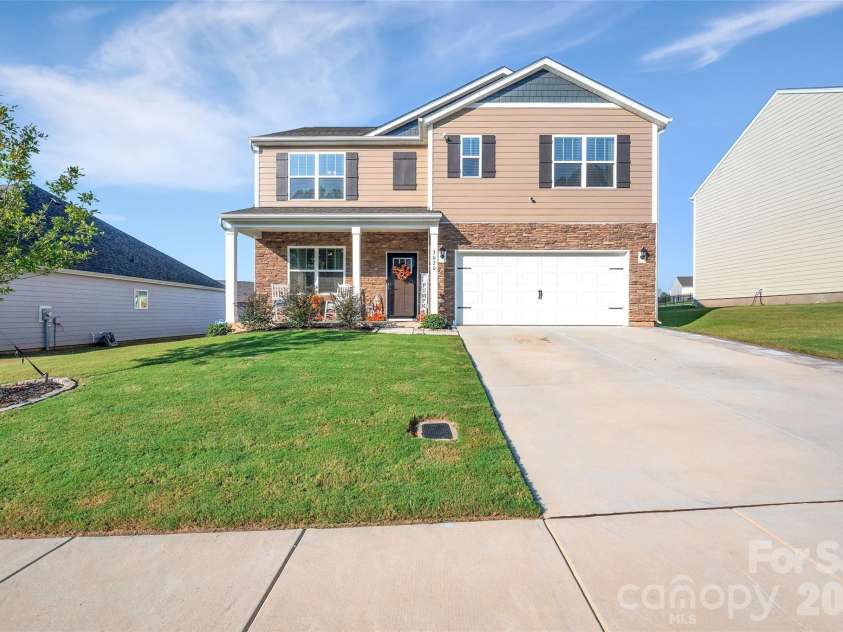 3020 Sassafras Trail, Gastonia, NC 28056.  MLS# CAR4427278, YatesRealty ID 53260. 