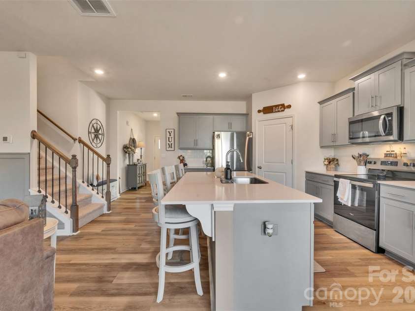 3020 Sassafras Trail, Gastonia, NC 28056.  MLS# CAR4427278, YatesRealty ID 53260. 