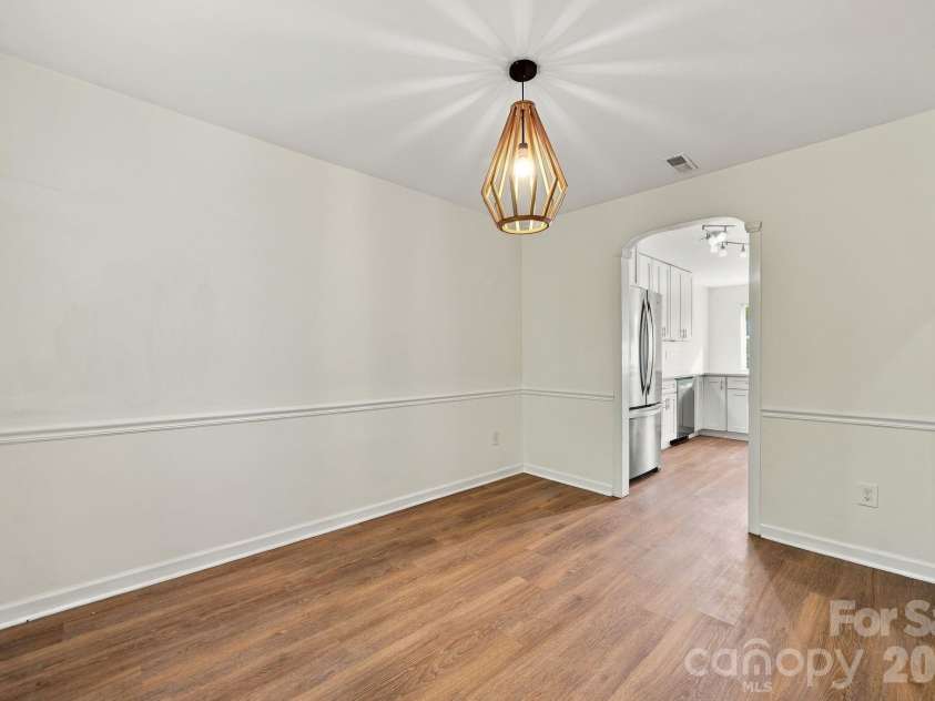 11023 Hunter Trail Lane, Charlotte, NC 28226.  MLS# CAR4428129, YatesRealty ID 53262. 
