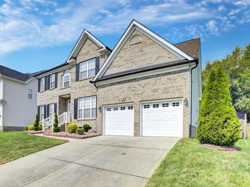 12615 Coltart Court, Charlotte, NC 28262.  MLS# CAR4428077, YatesRealty ID 53264. 