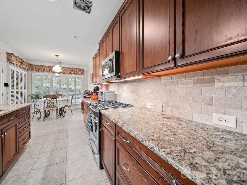 7712 Woodcrest Drive, Stanley, NC 28164.  MLS# CAR4424224, YatesRealty ID 53267. 