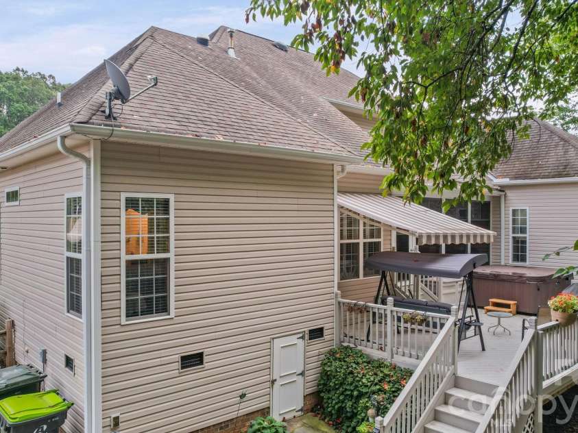 7712 Woodcrest Drive, Stanley, NC 28164.  MLS# CAR4424224, YatesRealty ID 53267. 