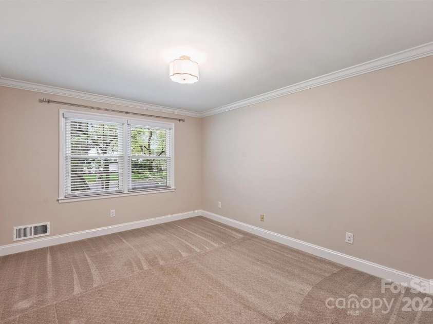 500 Lansdowne Road, Charlotte, NC 28270.  MLS# CAR4240388, YatesRealty ID 5327. Secondary Bedroom on Main Floor