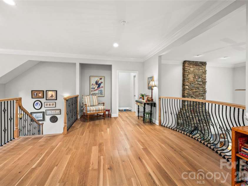 1637 Olmsted Drive, Asheville, NC 28803.  MLS# CAR4423274, YatesRealty ID 53270. 