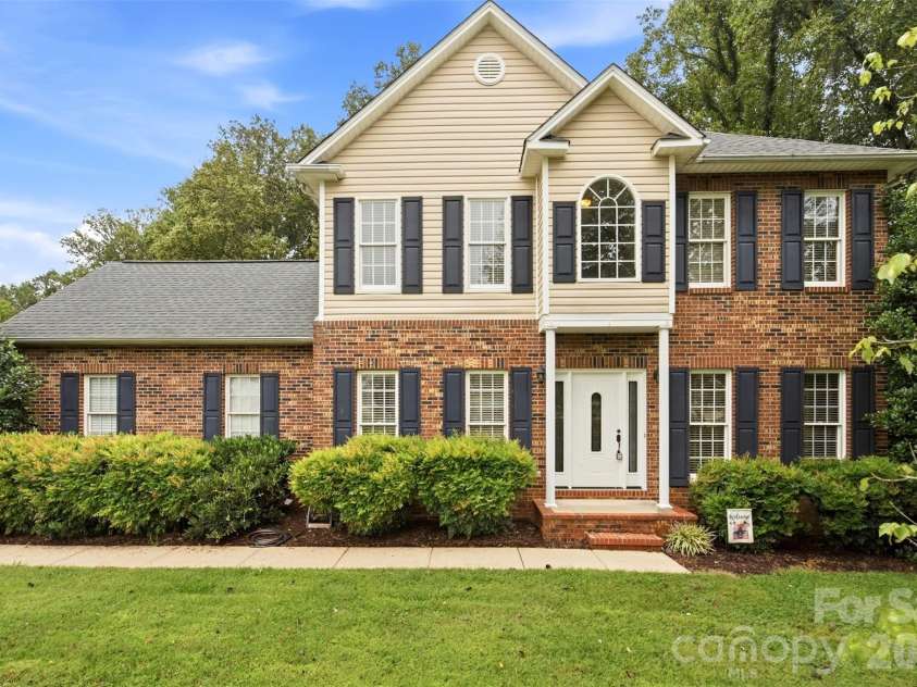 2591 Chandy Street, Newton, NC 28658.  MLS# CAR4426319, YatesRealty ID 53274. 