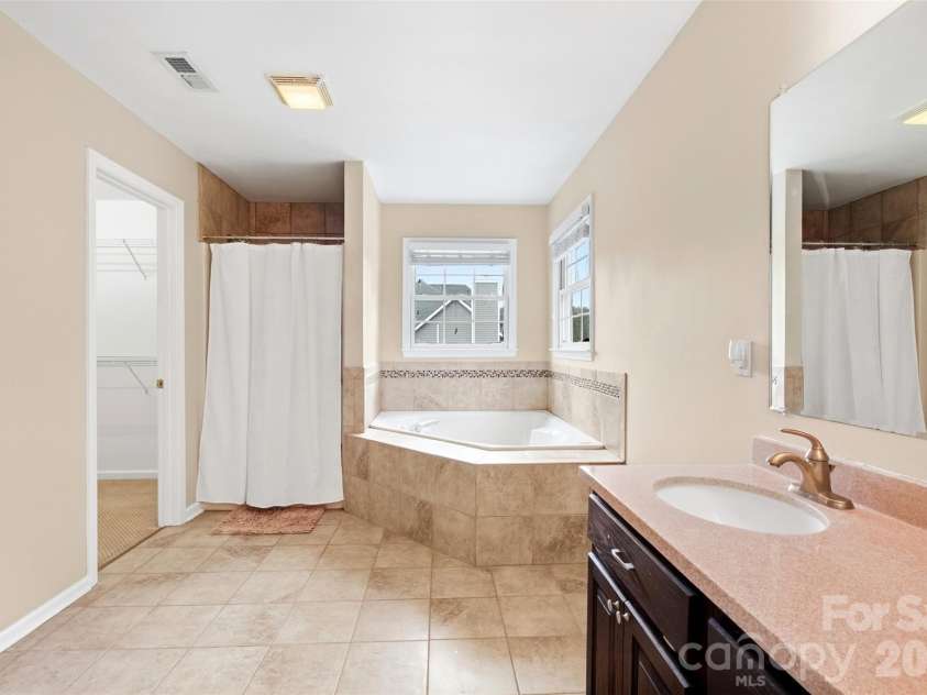 2591 Chandy Street, Newton, NC 28658.  MLS# CAR4426319, YatesRealty ID 53274. 