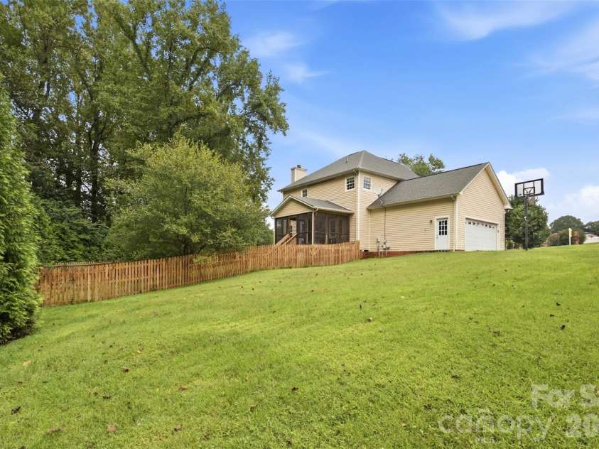 2591 Chandy Street, Newton, NC 28658.  MLS# CAR4426319, YatesRealty ID 53274. 