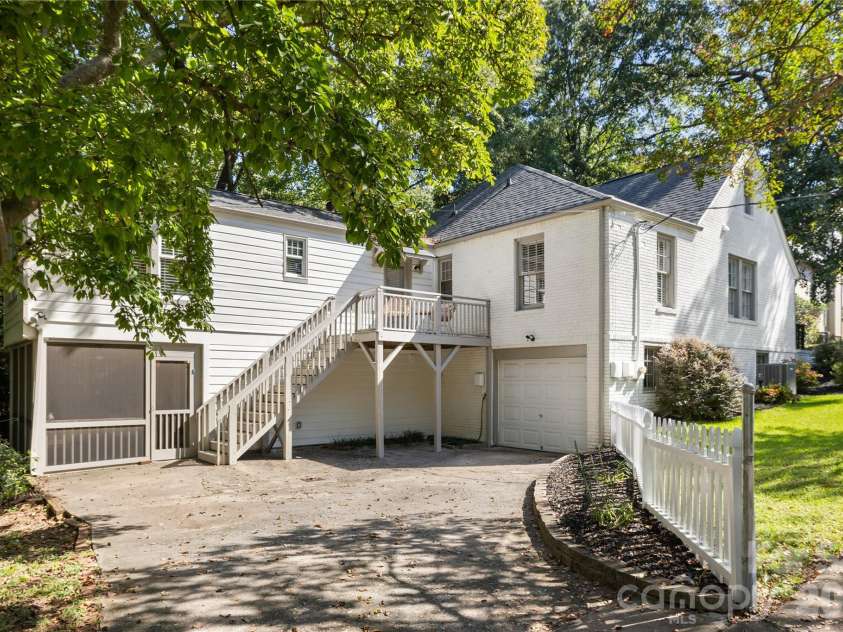 1801 Tippah Avenue, Charlotte, NC 28205.  MLS# CAR4426680, YatesRealty ID 53277. 