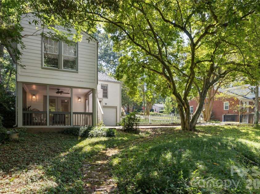 1801 Tippah Avenue, Charlotte, NC 28205.  MLS# CAR4426680, YatesRealty ID 53277. 