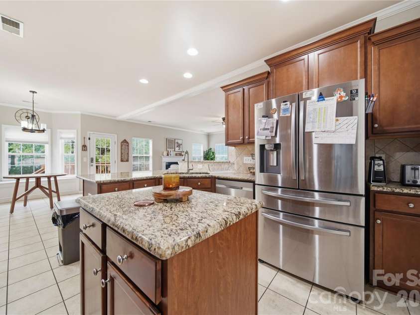 521 Stowe Road, Belmont, NC 28012.  MLS# CAR4426823, YatesRealty ID 53279. 