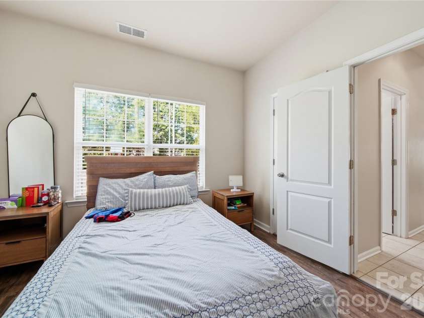 521 Stowe Road, Belmont, NC 28012.  MLS# CAR4426823, YatesRealty ID 53279. 