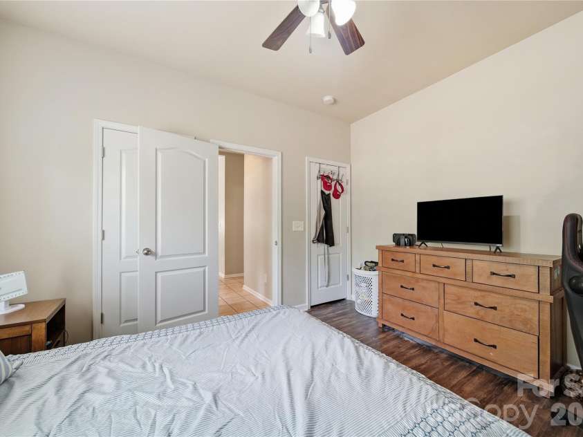 521 Stowe Road, Belmont, NC 28012.  MLS# CAR4426823, YatesRealty ID 53279. 