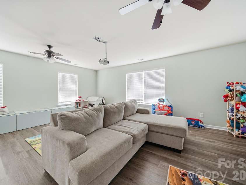521 Stowe Road, Belmont, NC 28012.  MLS# CAR4426823, YatesRealty ID 53279. 