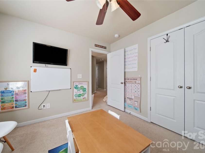 521 Stowe Road, Belmont, NC 28012.  MLS# CAR4426823, YatesRealty ID 53279. 