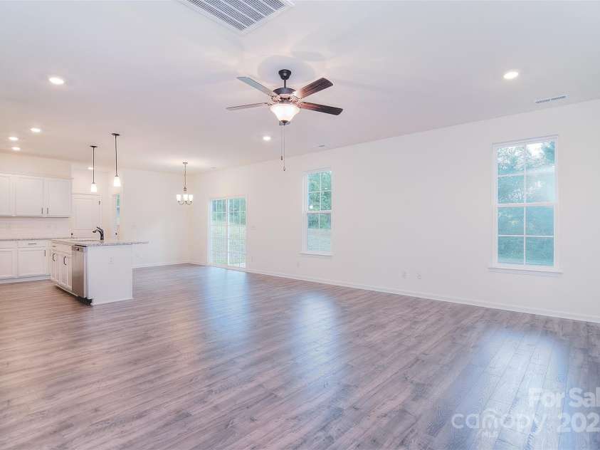 111 Megby Trail, Statesville, NC 28677.  MLS# CAR4223715, YatesRealty ID 5328. 