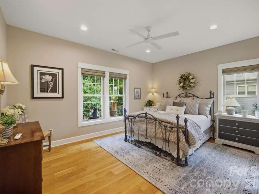 124 Beechmont Drive, Morganton, NC 28655.  MLS# CAR4426147, YatesRealty ID 53280. 