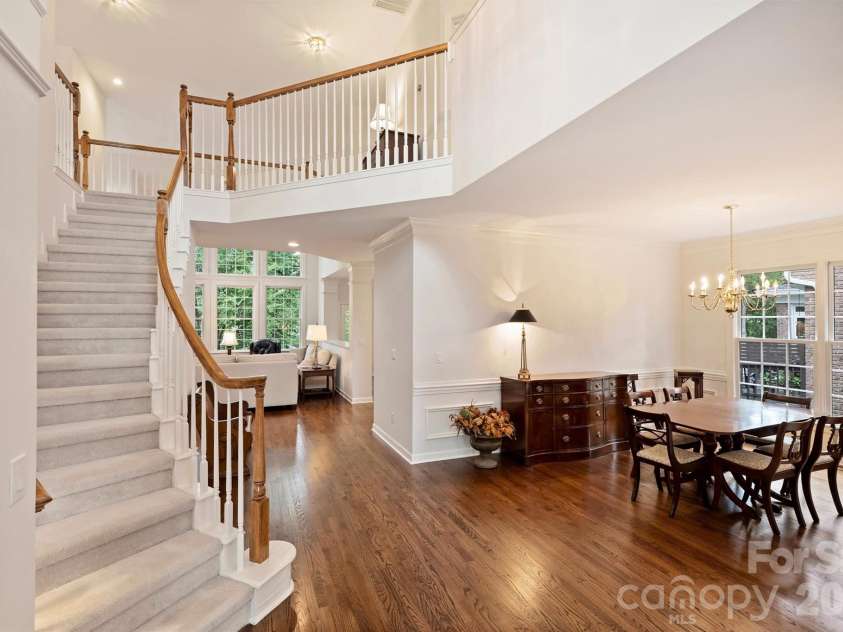 7410 Roseland Avenue, Charlotte, NC 28277.  MLS# CAR4406265, YatesRealty ID 53281. 