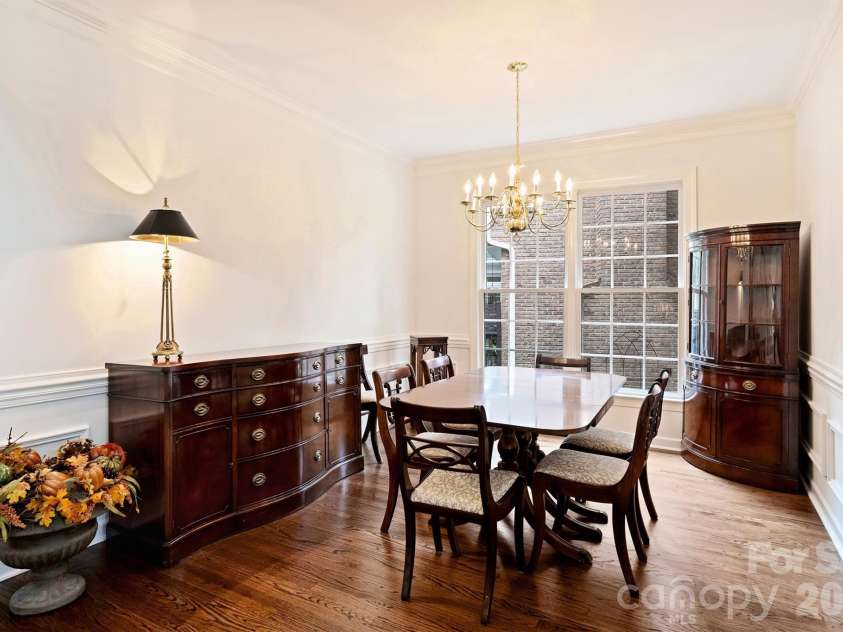 7410 Roseland Avenue, Charlotte, NC 28277.  MLS# CAR4406265, YatesRealty ID 53281. 