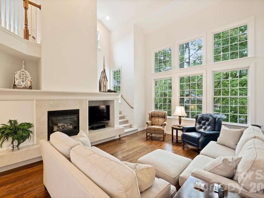 7410 Roseland Avenue, Charlotte, NC 28277.  MLS# CAR4406265, YatesRealty ID 53281. 