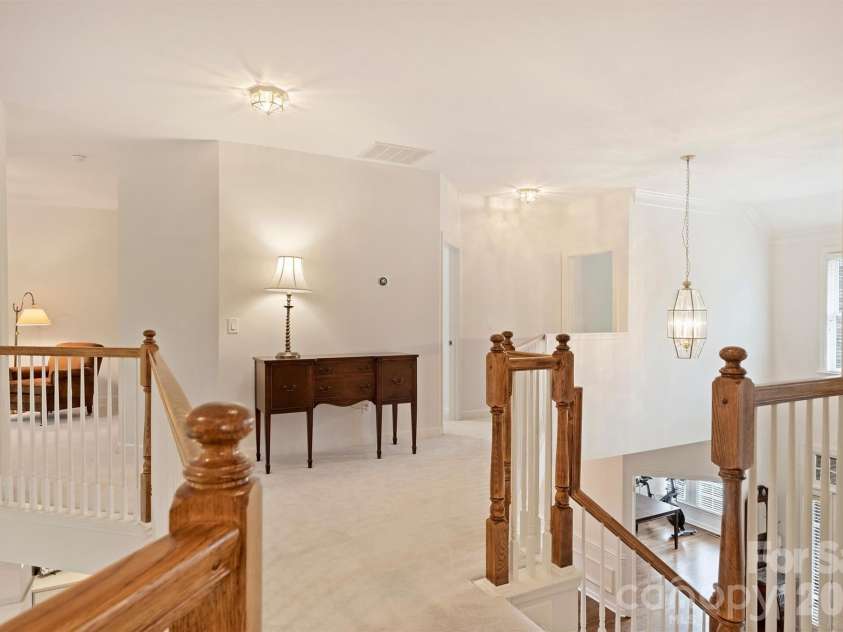 7410 Roseland Avenue, Charlotte, NC 28277.  MLS# CAR4406265, YatesRealty ID 53281. 