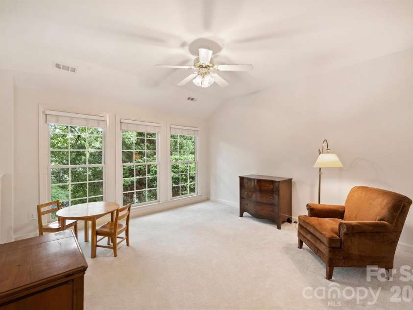 7410 Roseland Avenue, Charlotte, NC 28277.  MLS# CAR4406265, YatesRealty ID 53281. 