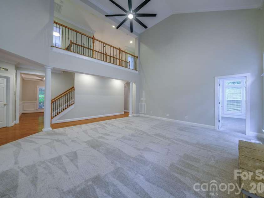 2420 Runnymede Lane, Charlotte, NC 28209.  MLS# CAR4428826, YatesRealty ID 53282. 