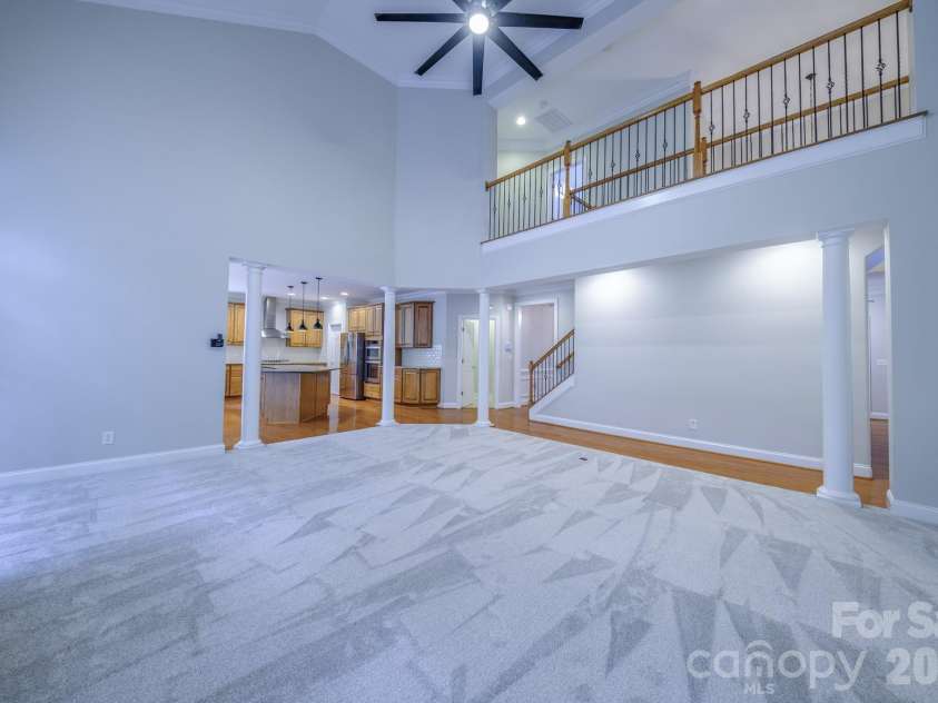 2420 Runnymede Lane, Charlotte, NC 28209.  MLS# CAR4428826, YatesRealty ID 53282. 