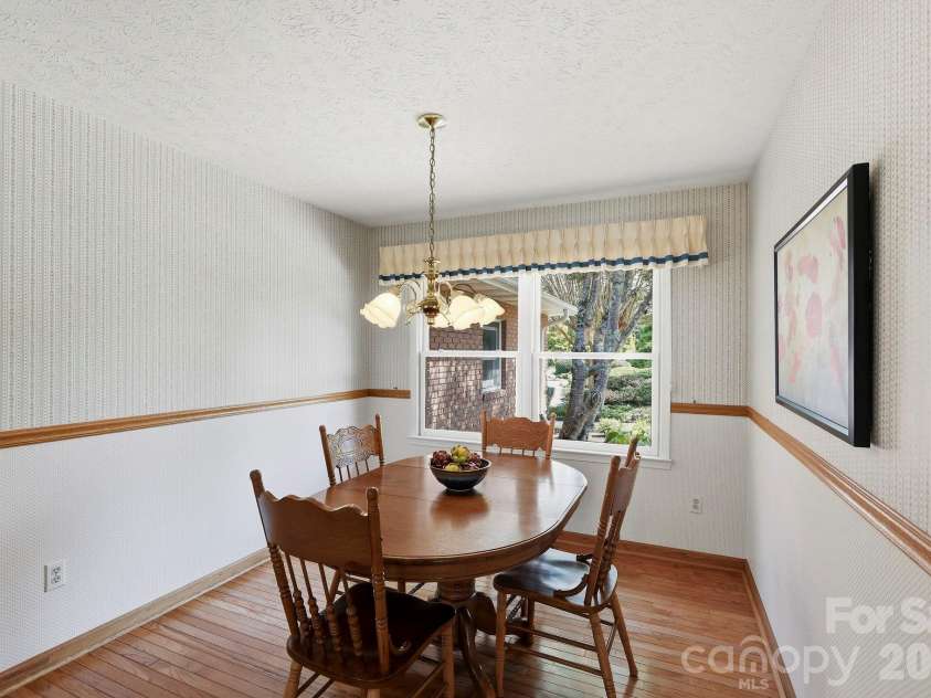 244 Mountain Valley Drive, Hendersonville, NC 28739.  MLS# CAR4425255, YatesRealty ID 53285. 
