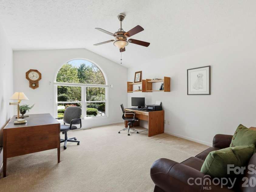 244 Mountain Valley Drive, Hendersonville, NC 28739.  MLS# CAR4425255, YatesRealty ID 53285. 