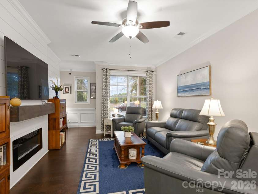 859 Pennington Drive, Lancaster, SC 29720.  MLS# CAR4427835, YatesRealty ID 53286. 