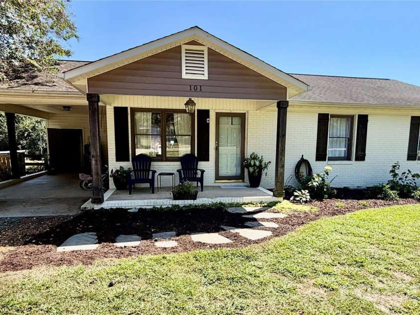 101 Morningstar Drive, Locust, NC 28097.  MLS# CAR4426643, YatesRealty ID 53288. 