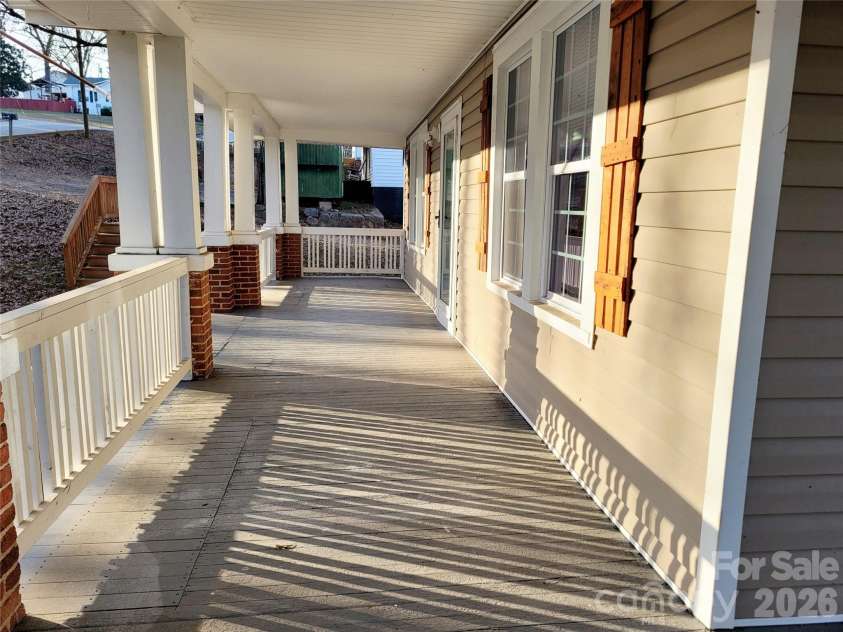 34 Fairview Avenue, Ware Shoals, SC 29692.  MLS# CAR4428854, YatesRealty ID 53296. 