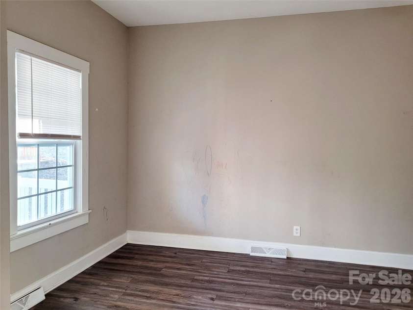 34 Fairview Avenue, Ware Shoals, SC 29692.  MLS# CAR4428854, YatesRealty ID 53296. 