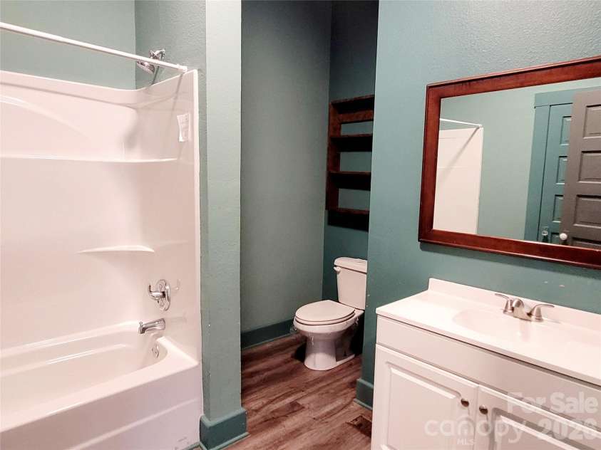 34 Fairview Avenue, Ware Shoals, SC 29692.  MLS# CAR4428854, YatesRealty ID 53296. 