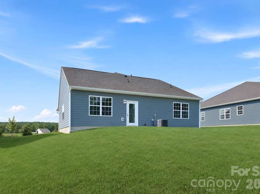 390 Waxhaw Village Road, Lancaster, SC 29720.  MLS# CAR4428867, YatesRealty ID 53297. 
