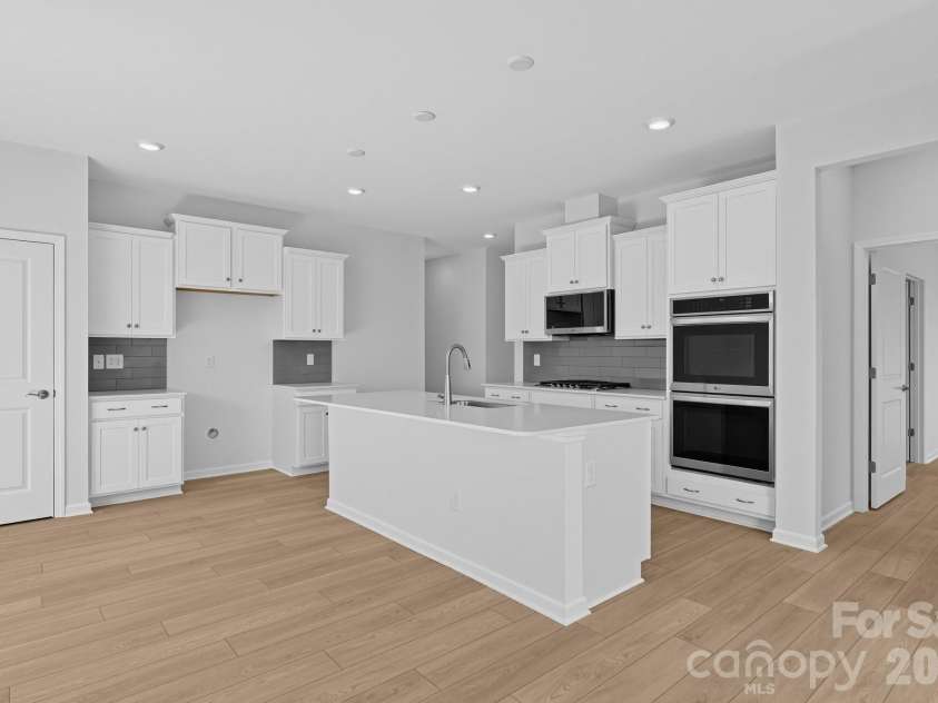 390 Waxhaw Village Road, Lancaster, SC 29720.  MLS# CAR4428867, YatesRealty ID 53297. 