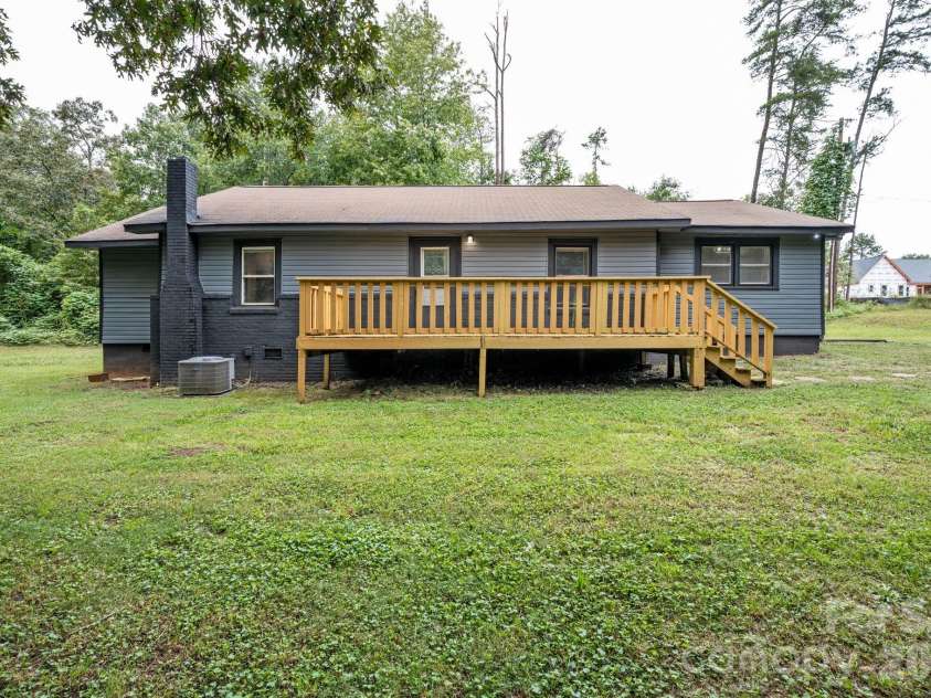 1180 Piney Ridge Road, Forest City, NC 28043.  MLS# CAR4427197, YatesRealty ID 53298. 
