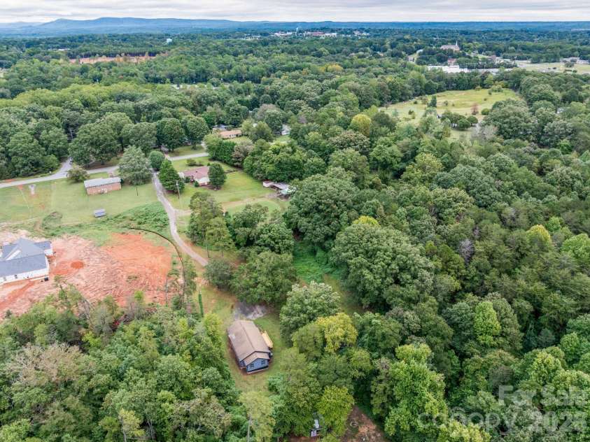 1180 Piney Ridge Road, Forest City, NC 28043.  MLS# CAR4427197, YatesRealty ID 53298. 