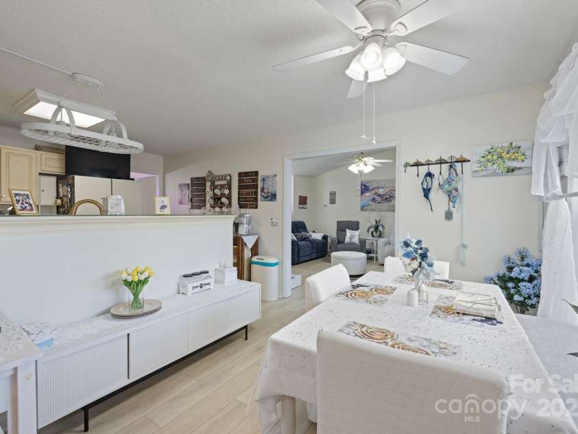 100 Lindsay Drive, Archdale, NC 27263.  MLS# CAR4326944, YatesRealty ID 533. 